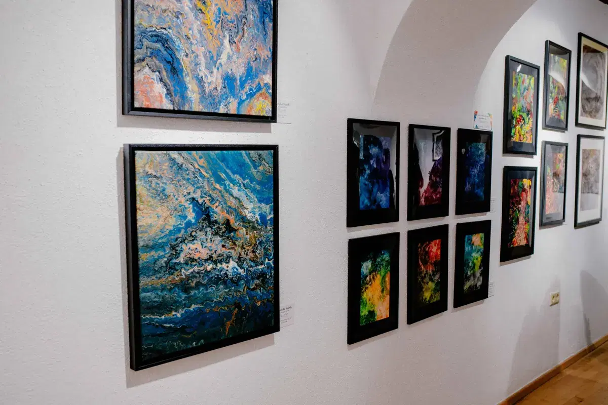 Artwork Image 9 of artwork